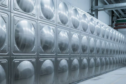 怎么防止郑州不锈钢水箱再次生锈？